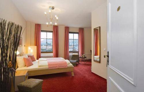 Imagen de la habitación del Hotel Römischer Kaiser. Foto 14