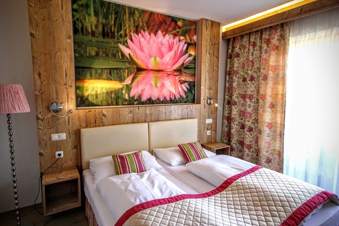 Imagen de la habitación del Hotel Rösch. Foto 4