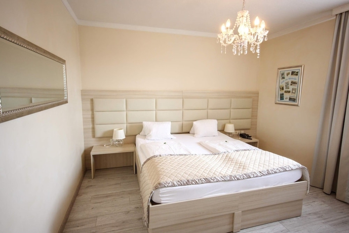 Imagen de la habitación del Hotel Rösch. Foto 15