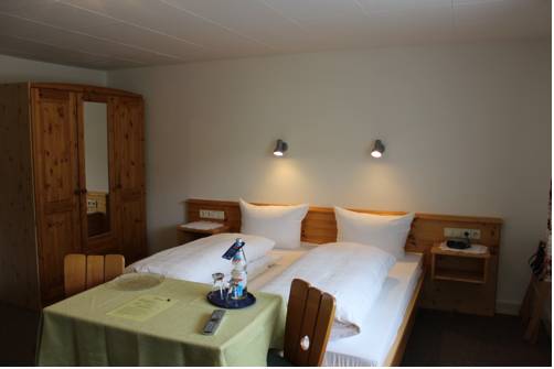 Imagen de la habitación del Hotel Rössle. Foto 4