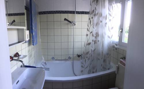 Imagen de la habitación del Hotel R&ouml;ssli, HERGISWIL (Nidwalden). Foto 7