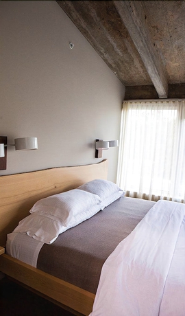 Imagen de la habitación del Hotel Roundhouse. Foto 12