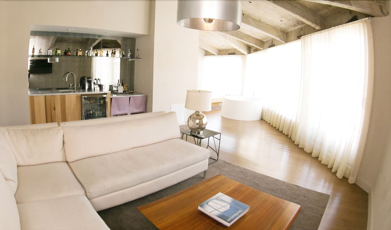 Imagen de la habitación del Hotel Roundhouse. Foto 18