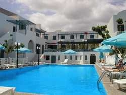 Imagen de los exteriores del Hotel Roussos Beach. Foto 4
