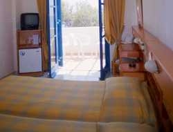 Imagen de la habitación del Hotel Roussos Beach. Foto 2