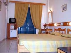 Imagen de la habitación del Hotel Roussos Beach. Foto 3