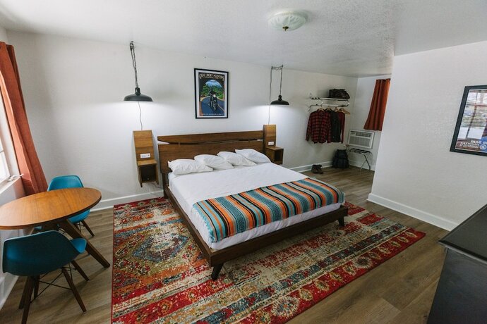 Imagen de la habitación del Hotel Route 19 Inn. Foto 13