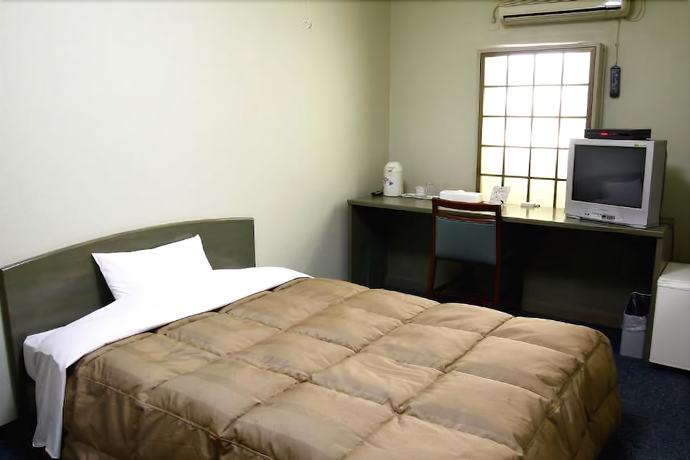 Imagen de la habitación del Hotel Route Inn Court Nirasaki. Foto 6