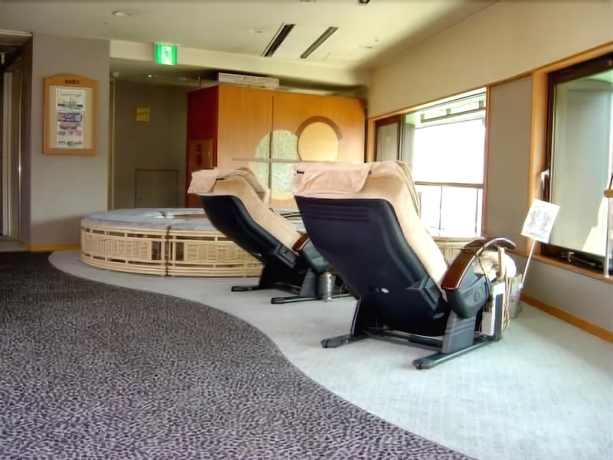 Imagen de la piscina del Hotel Route Inn Gotanda. Foto 18