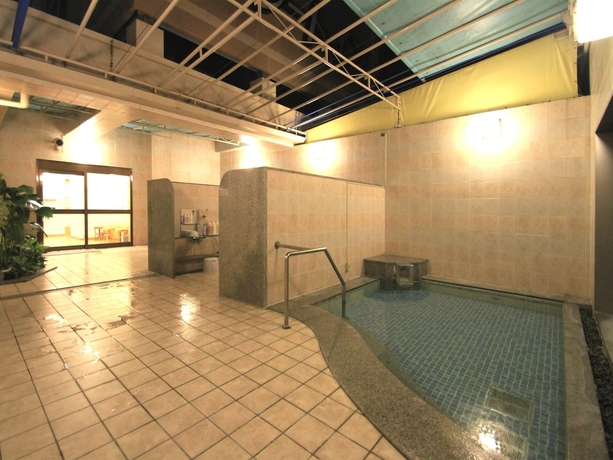 Imagen de la piscina del Hotel Route Inn Nago. Foto 19
