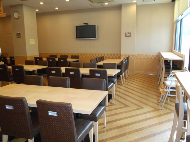 Imagen del bar/restaurante del Hotel Route Inn Nagoya Higashi Betsuin. Foto 4