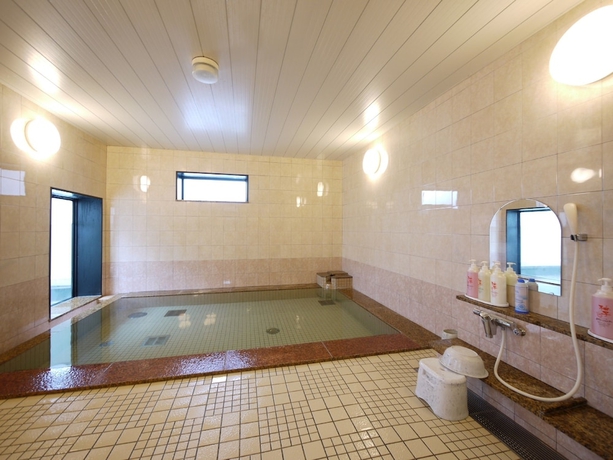 Imagen de la piscina del Hotel Route Inn Niihama. Foto 19