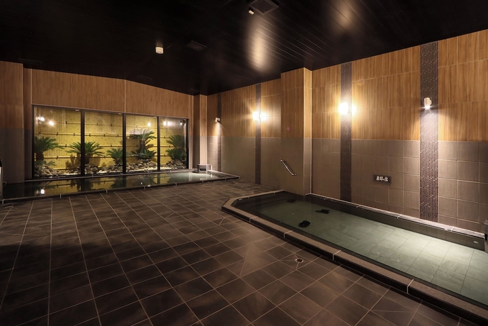 Imagen de la piscina del Hotel Route Inn Omuta. Foto 15