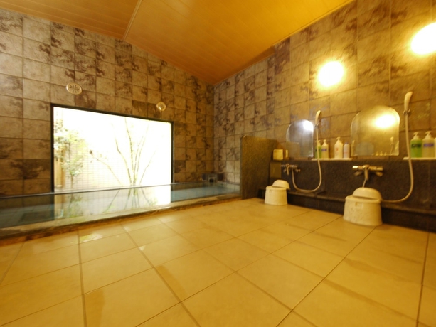 Imagen de la piscina del Hotel Route Inn Shibukawa. Foto 19