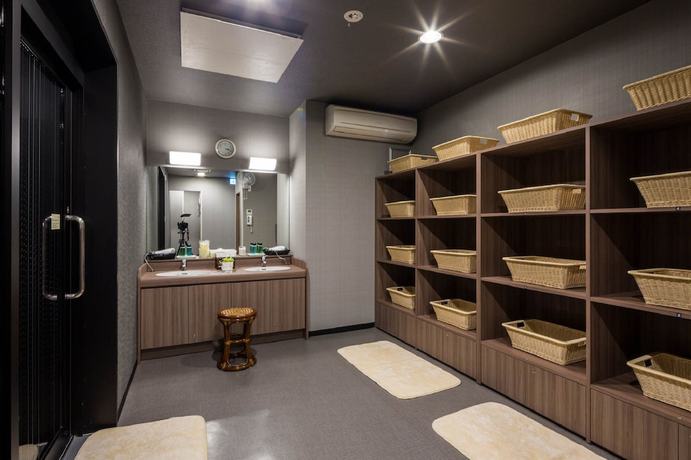 Imagen de la piscina del Hotel Route - Inn Tokyo Kamata. Foto 19