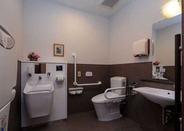 Imagen de la habitación del Hotel Route-Inn Takaoka Ekimae. Foto 10