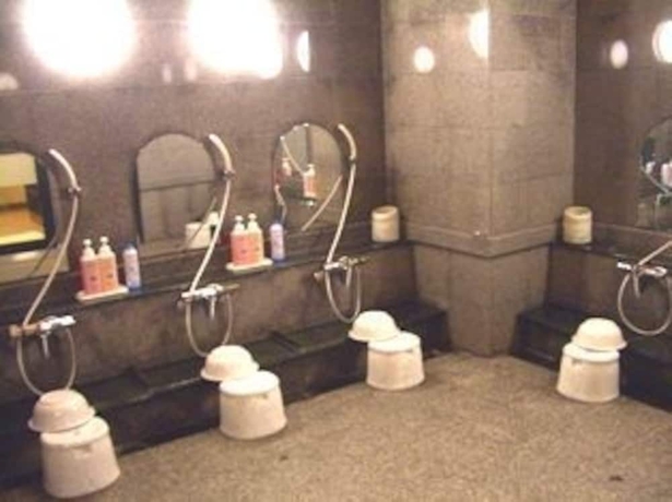Imagen de la piscina del Hotel Route-inn Aomori Chuo Inter. Foto 19