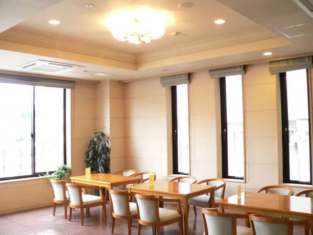 Imagen del bar/restaurante del Hotel Route-inn Aomori Ekimae. Foto 2