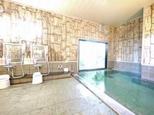 Imagen de la piscina del Hotel Route-inn Fukuioowada. Foto 19