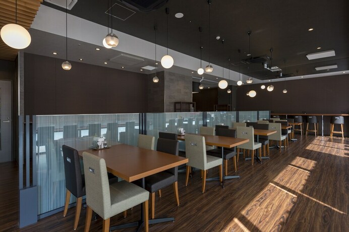 Imagen del bar/restaurante del Hotel Route-inn Grand Tokyo Asakusabashi. Foto 13