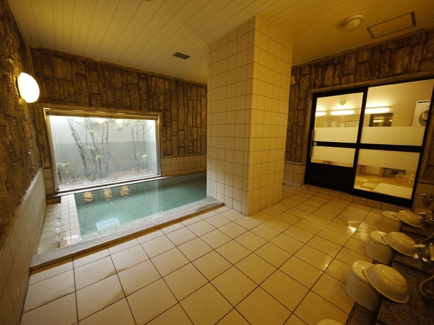Imagen de la piscina del Hotel Route-inn Honjo Ekiminami. Foto 19
