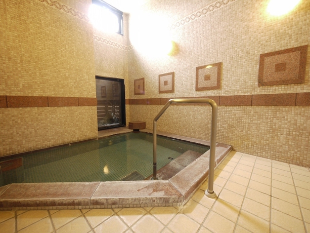 Imagen de la piscina del Hotel Route-inn Isahaya Inter. Foto 19