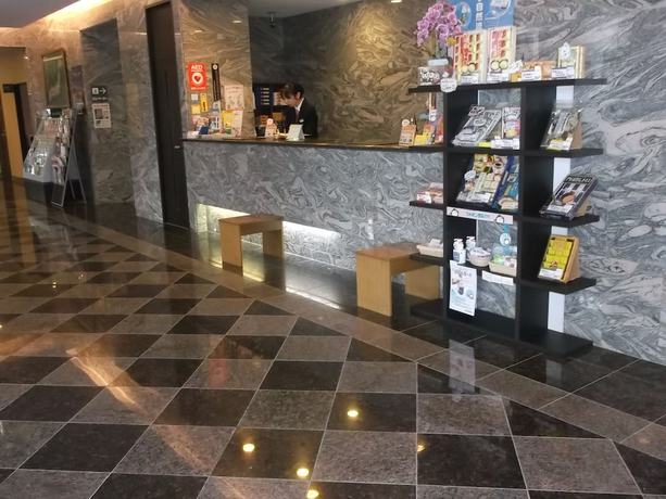 Imagen de los interiores del Hotel Route-inn Mojikou. Foto 16