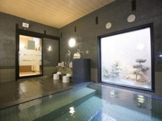 Imagen de la piscina del Hotel Route-inn Morioka Minami Inter. Foto 33