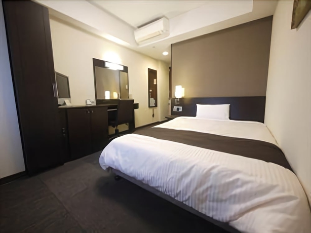 Imagen de la habitación del Hotel Route-inn Tosu Ekimae. Foto 6