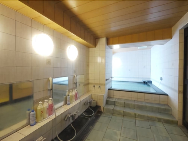 Imagen de la piscina del Hotel Route-inn Ueda - Route 18 -. Foto 19
