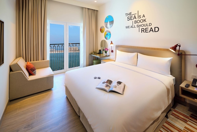 Imagen de la habitación del Hotel Rove Al Marjan Island. Foto 4