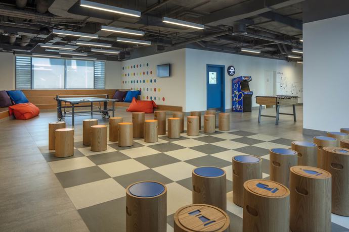 Imagen de los interiores del Hotel Rove At The Park. Foto 16