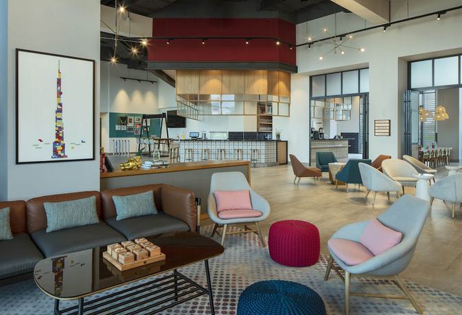 Imagen de los interiores del Hotel Rove At The Park. Foto 18