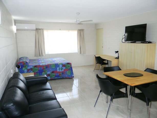 Imagen de la habitación del Hotel Rover Motel. Foto 21