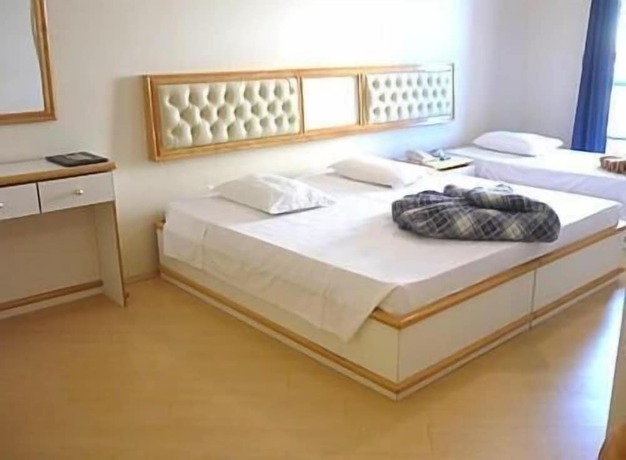 Imagen general del Hotel Rovi Plaza. Foto 6