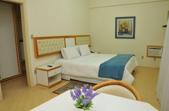 Imagen de la habitación del Hotel Rovi Plaza. Foto 22