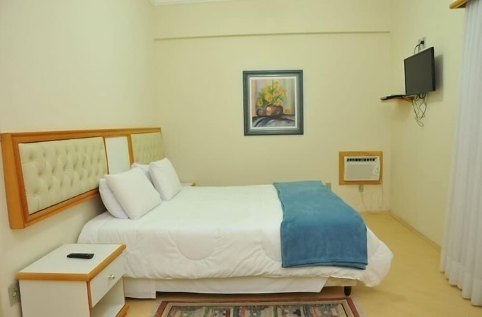 Imagen de la habitación del Hotel Rovi Plaza. Foto 28