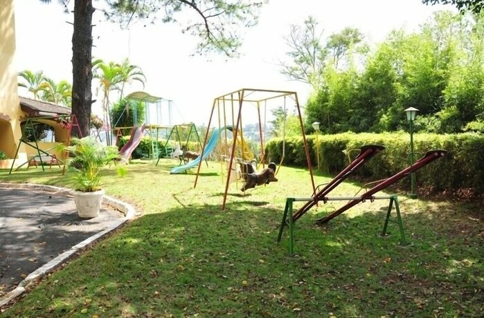 Imagen de los exteriores del Hotel Rovi Plaza. Foto 33