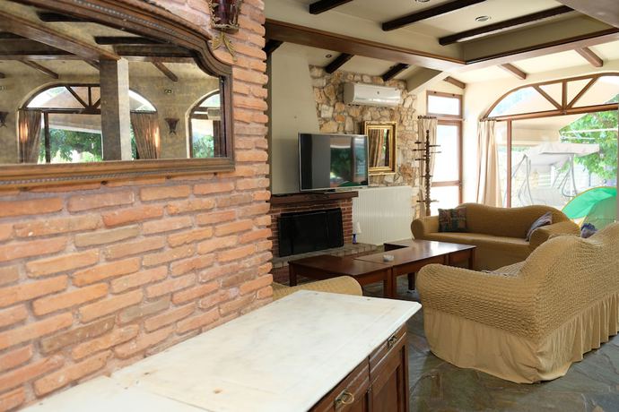 Imagen del bar/restaurante del Hotel Rovies. Foto 4