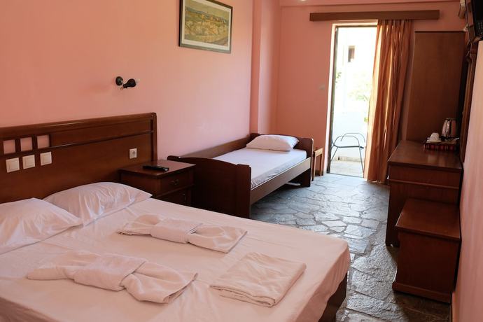 Imagen de la habitación del Hotel Rovies. Foto 11