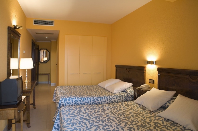 Imagen de la habitación del Hotel Rovira. Foto 9