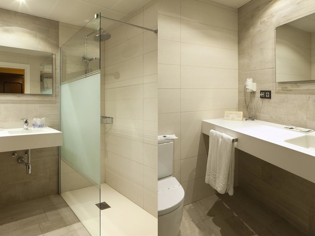 Imagen de la habitación del Hotel Rovira. Foto 13