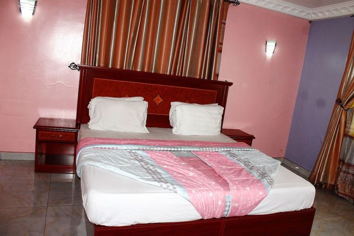 Imagen de la habitación del Hotel Row and Suites. Foto 6