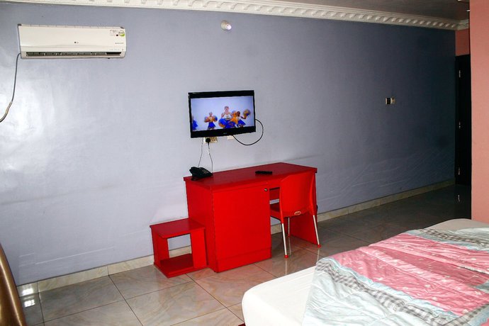 Imagen de la habitación del Hotel Row and Suites. Foto 14