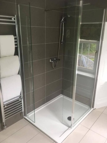 Imagen de la habitación del Hotel Rowardennan. Foto 8