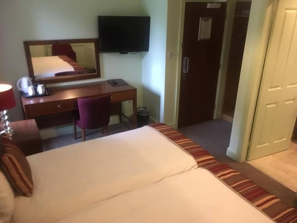 Imagen de la habitación del Hotel Rowardennan. Foto 11