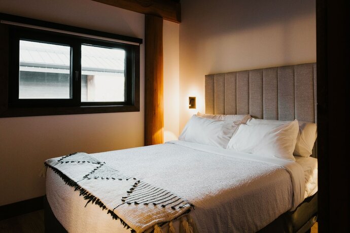 Imagen de la habitación del Hotel Rowena\'s Inn On The River. Foto 13
