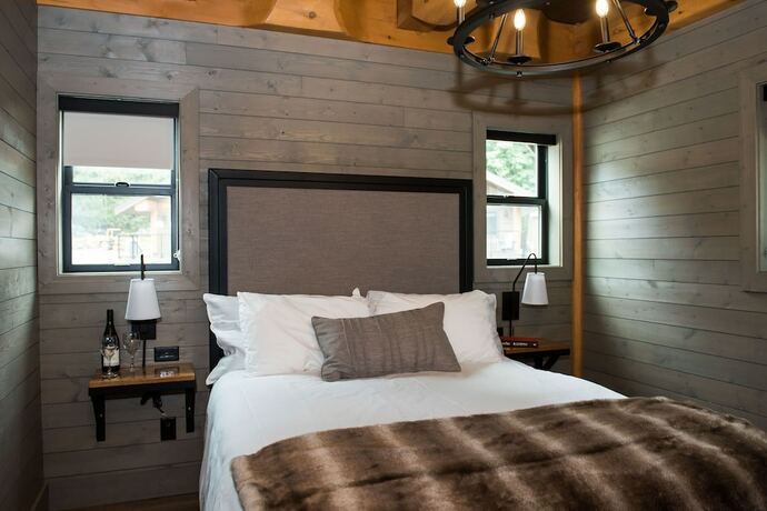 Imagen general del Hotel Rowena\'s Inn On The River. Foto 3