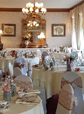 Imagen del bar/restaurante del Hotel Rowley Manor. Foto 7