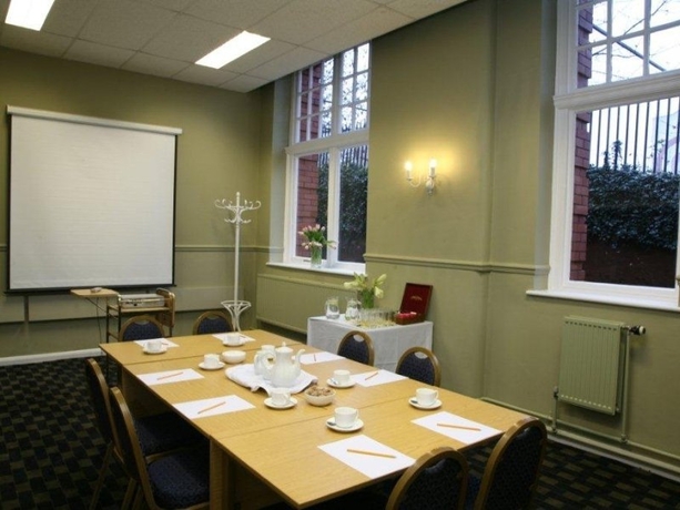 Imagen de los interiores del Hotel Rowton. Foto 6